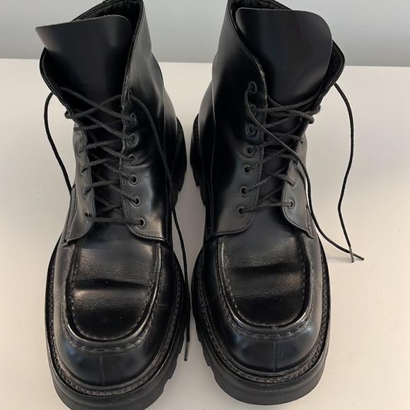 MENS BLACK PRADA BOOTS in perfect Condition 🥾great for winter size 7.5 US/EU 38 - Picture 2 of 7